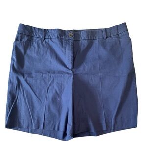 NWOT Talbots Size 16 The Perfect Short in Navy